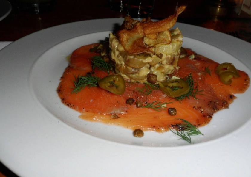 401858_10151480944630892_220815186_n